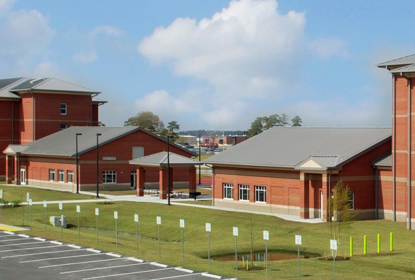 Exterior photo of Cherry Point Bachelor Enlisted Quarters