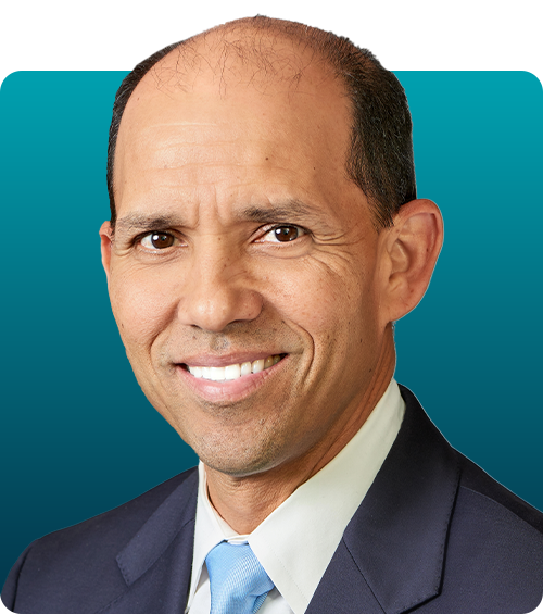 Juan C Salom headshot