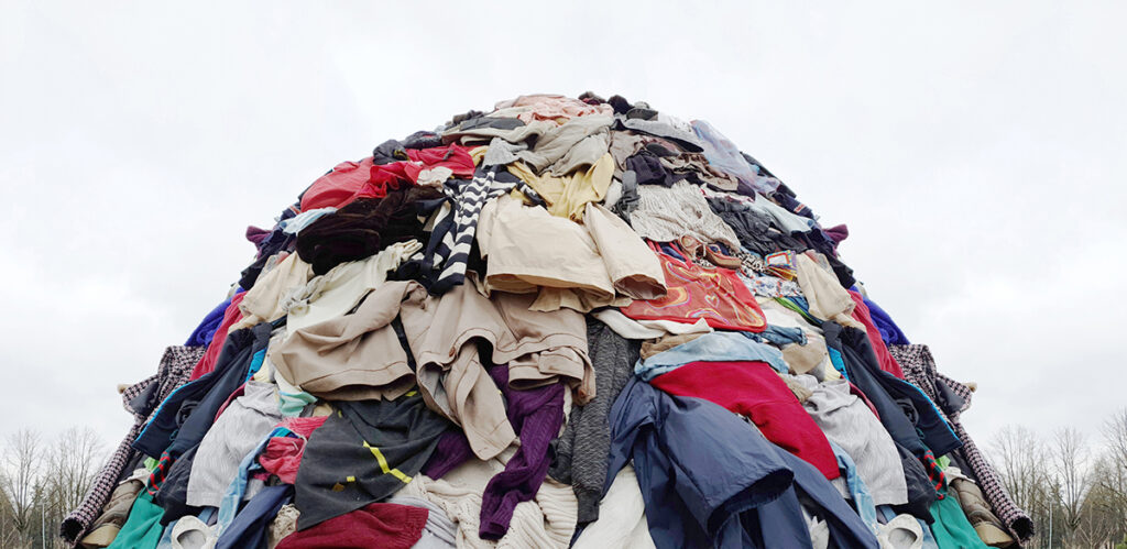 Fast Fashion Pollutes Water and Air