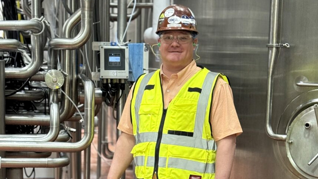 Small-Town Native Takes Marine Lessons to Process Mechanical Jobs|