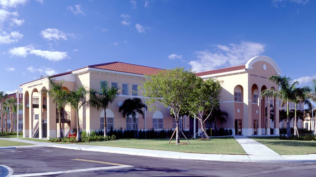 Photo of front of Broward Community College satellite campus