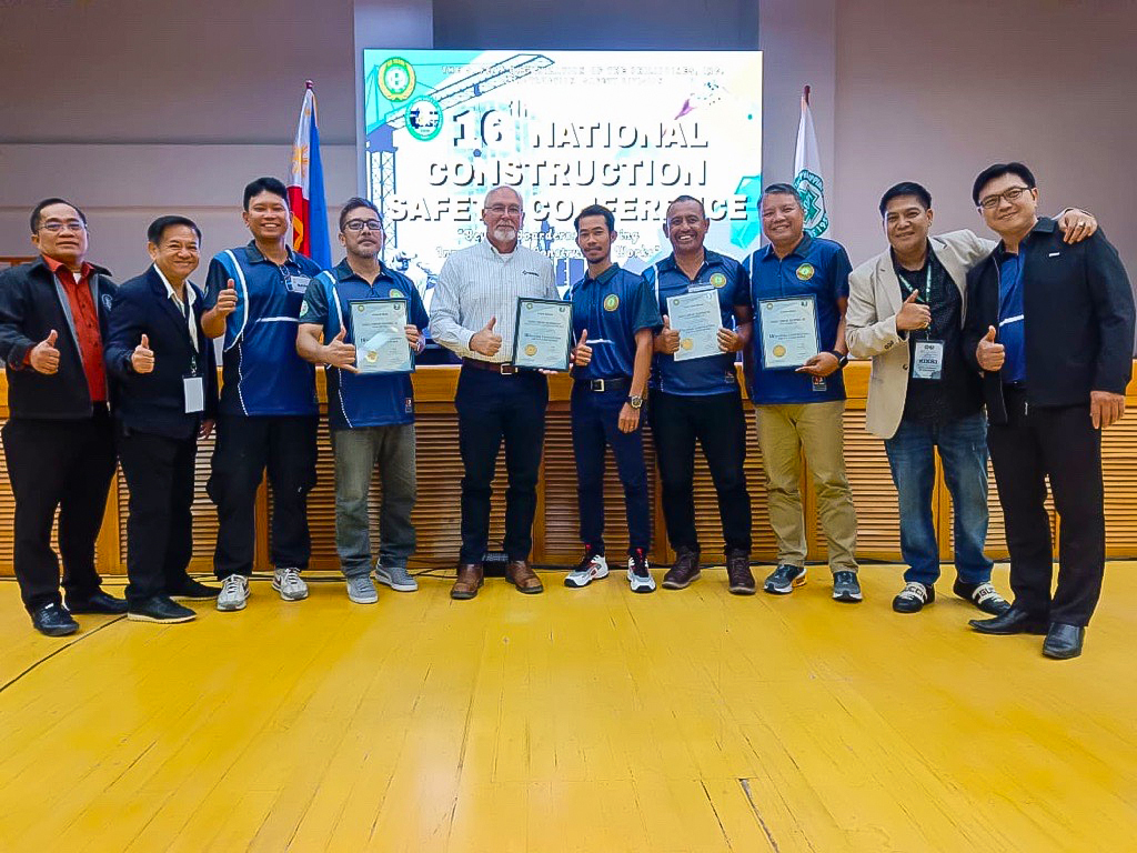 From left. Eldreds Jansol