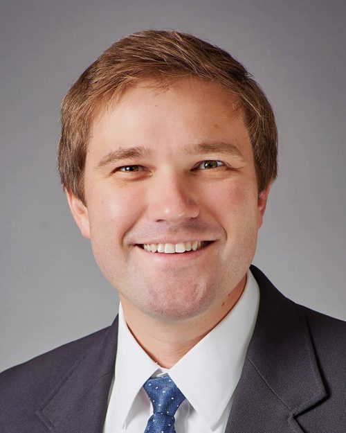 Travis Taylor Headshot
